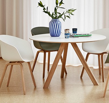 Bild: Herbstliche Dining Kampagne von HAY