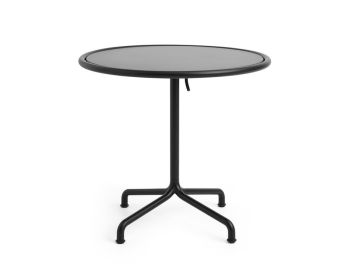Der Deville Table Ø 80 cm ist ein runder Bistrotisch aus schwarzem Metall mit einem zentralen Bein, das sich in vier Füße verzweigt - ein elegantes Stück, das perfekt für Ihre Outdoor-Möbelsammlung ist.