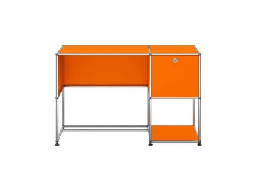 USM Haller Schreibtisch in reinorange - Frontansicht