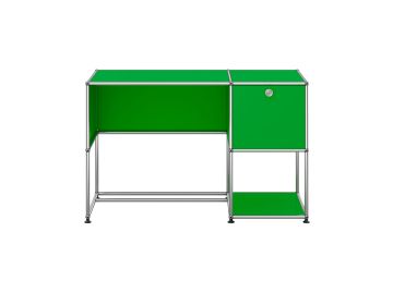 USM Haller Schreibtisch in grün - Frontansicht