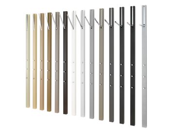 Vierzehn farbenfrohe vertikale Metallpfosten, die jeweils mit einem einzelnen, schrägen Haken versehen sind, bilden die Line Basisfarben - eine minimalistische Garderobe, die Platz und Stil maximiert.