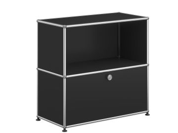 USM Haller Sideboard mit 1 Klapptür in graphitschwarz , Schrägansicht
