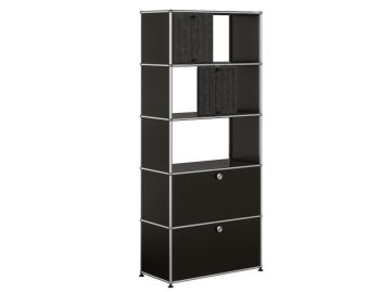USM-Haller Regal mit 2 Soft Panel in graphitschwarz - ein moderner Designklassiker mit offenen Fächern und zwei geschlossenen Elementen für stilvolle Einrichtung.