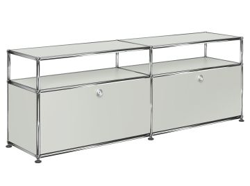 USM Haller Lowboard mit 2 Klappen und Aufbau in lichtgrau , Schrägansicht