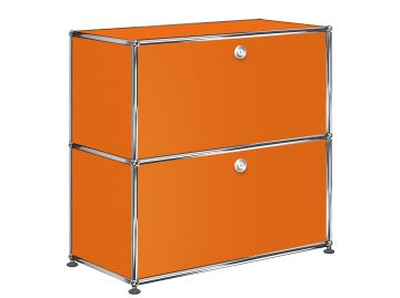 USM Haller Sideboard mit 2 Klappen in reinorange , Schrägansicht