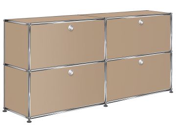 USM Haller Sideboard mit 4 Klapptüren in USM beige, Ausstellungsstück, mit silbernem Rahmen und vier grossen Fächern.