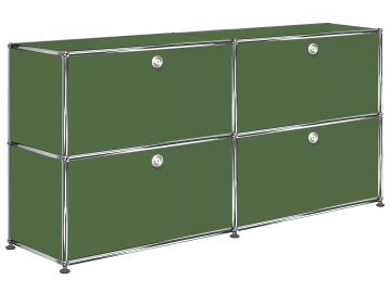 USM Haller Sideboard mit 4 Klappen in Olivgrün , Schrägansicht