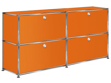 USM Haller Sideboard mit 4 Klappen in reinorange , Schrägansicht