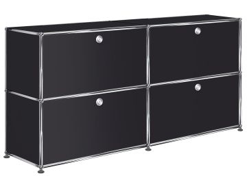 USM Haller Sideboard mit 4 Klappen in graphitschwarz , Schrägansicht