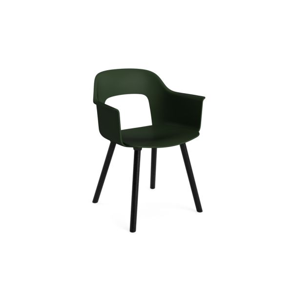 Ein moderner Layout-Sessel 221 Eiche schwarz (flaschengrün) mit Armlehnen, hergestellt aus recyceltem Kunststoff und mit vier schwarzen Beinen, dargestellt auf weißem Hintergrund.