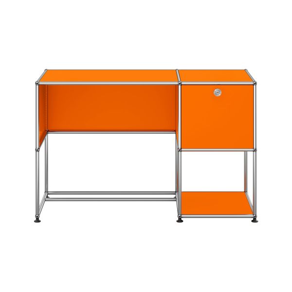 USM Haller Schreibtisch in reinorange - Frontansicht