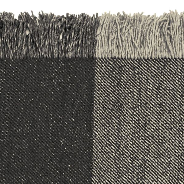 Fringe_192_detail