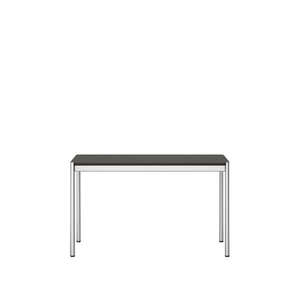 USM Haller Tisch 125x50 cm (Fenix Grigio Londra): Rechteckiger Schreibtisch mit grauer Oberfläche und vier schlanken, silbernen Metallbeinen vor weißem Hintergrund. Verschiedene Oberflächen verfügbar.