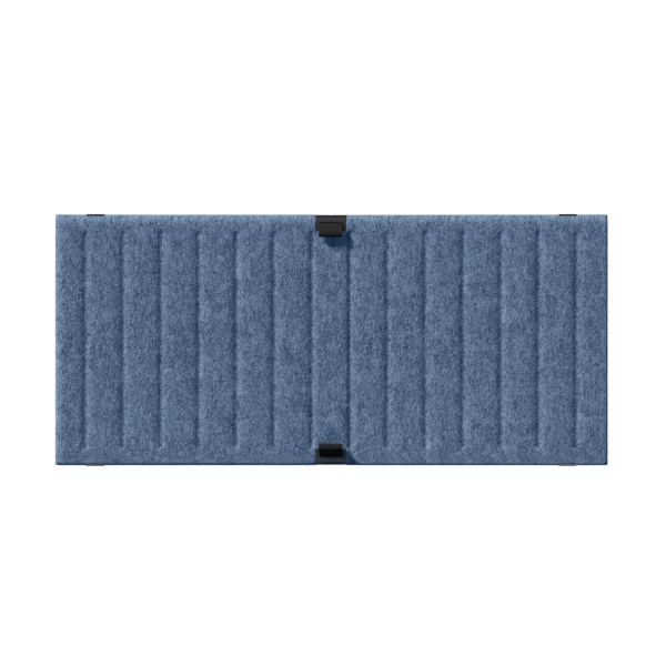 USM Haller Soft Panel 750x350 Duo (blau/hellblau) mit vertikalen Rillen und zwei schwarzen Clips auf weissem Grund - perfekt für Ihr modulares System mit stilvollen Textilpaneelen.