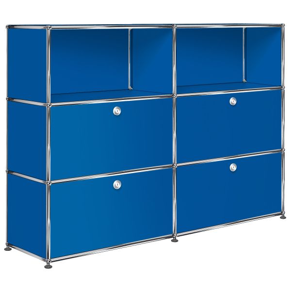 USM Haller Sideboard mit 4 Klappen und 2 Fächern in enzianblau , Schrägansicht