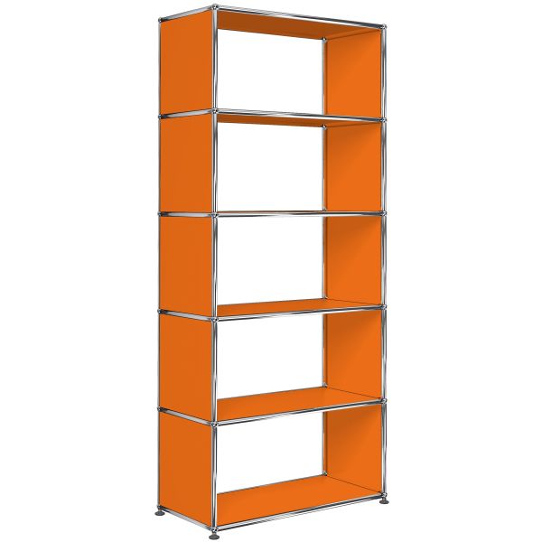 Hohes USM Haller Regal (reinorange) mit fünf offenen Fächern und verchromtem Rahmen - ein vielseitiges Bücherregal, perfekt für modulare Regalsysteme und moderne Inneneinrichtungen.