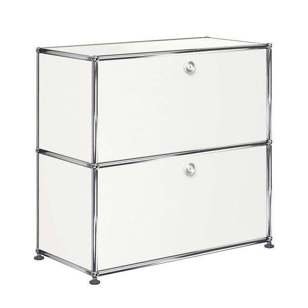 USM Haller Sideboard mit 2 Klappen in reinweiß , Schrägansicht