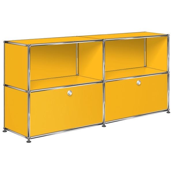 Das USM Haller Sideboard mit 2 Schubladen und 2 Fächern oben in goldgelb bietet praktischen Stauraum: Zwei offene Fächer oben und zwei geschlossene Schubladen unten sorgen für Ordnung und stilvolles Design.
